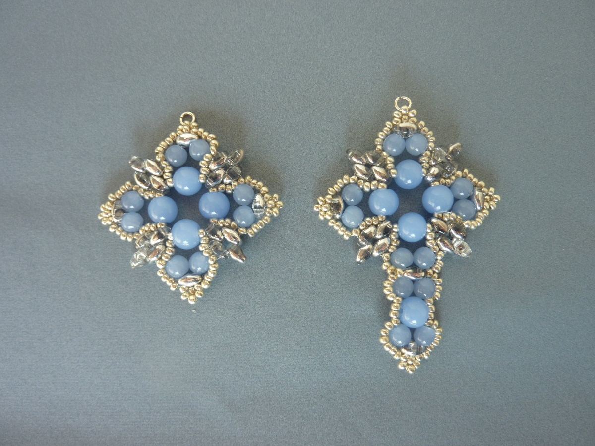 FREE beading pattern: Tudor Cross Pendant
