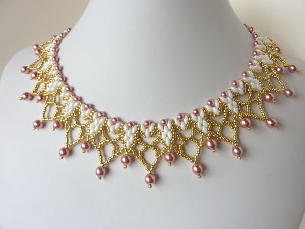 FREE beading pattern: Madelyn Necklace