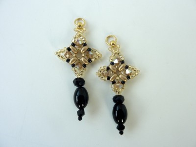 FREE beading pattern for Twin Crystal Earrings - BeadDiagrams.com